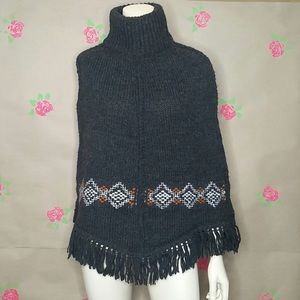 Zara Wool Fringe Poncho Size Medium